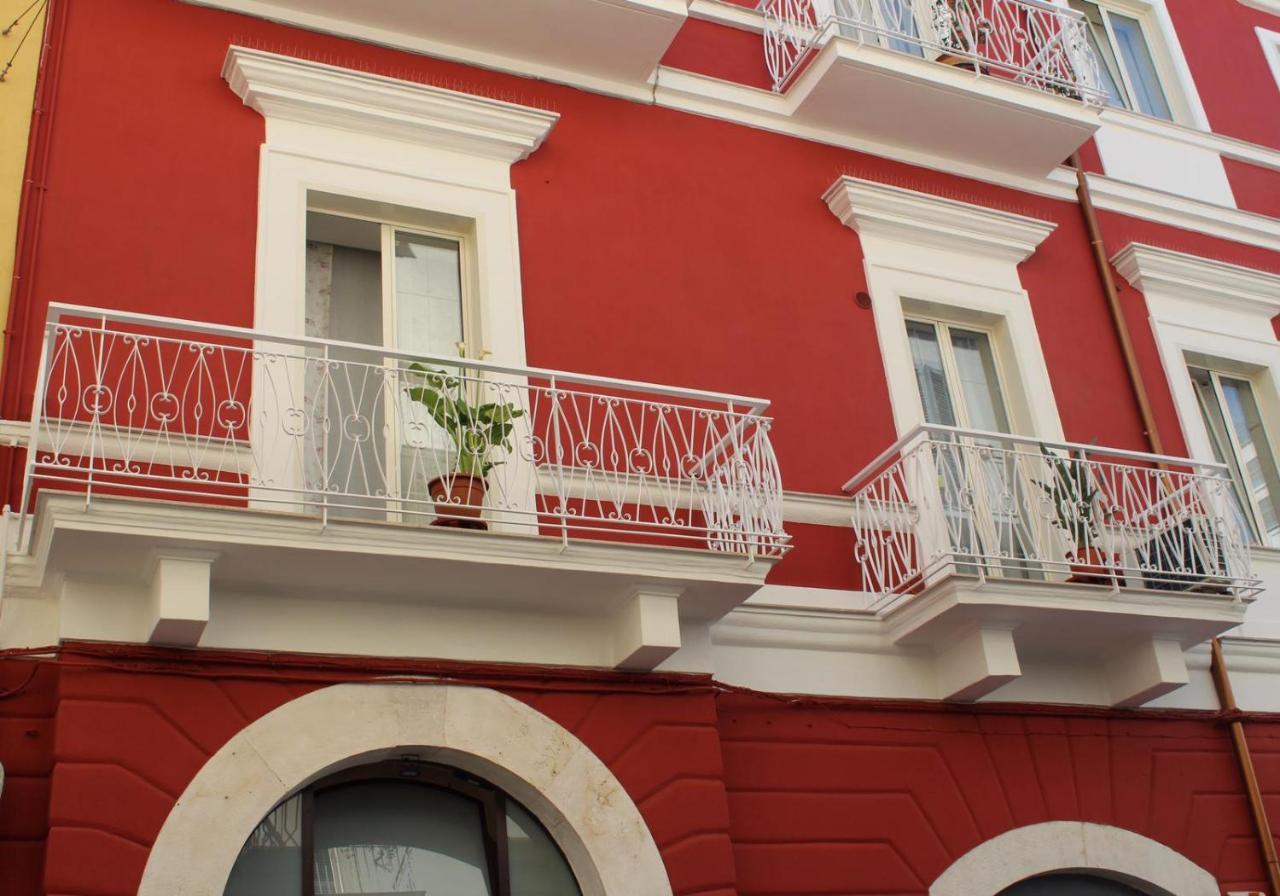 Mulberry House Bed & Breakfast Трани Екстериор снимка